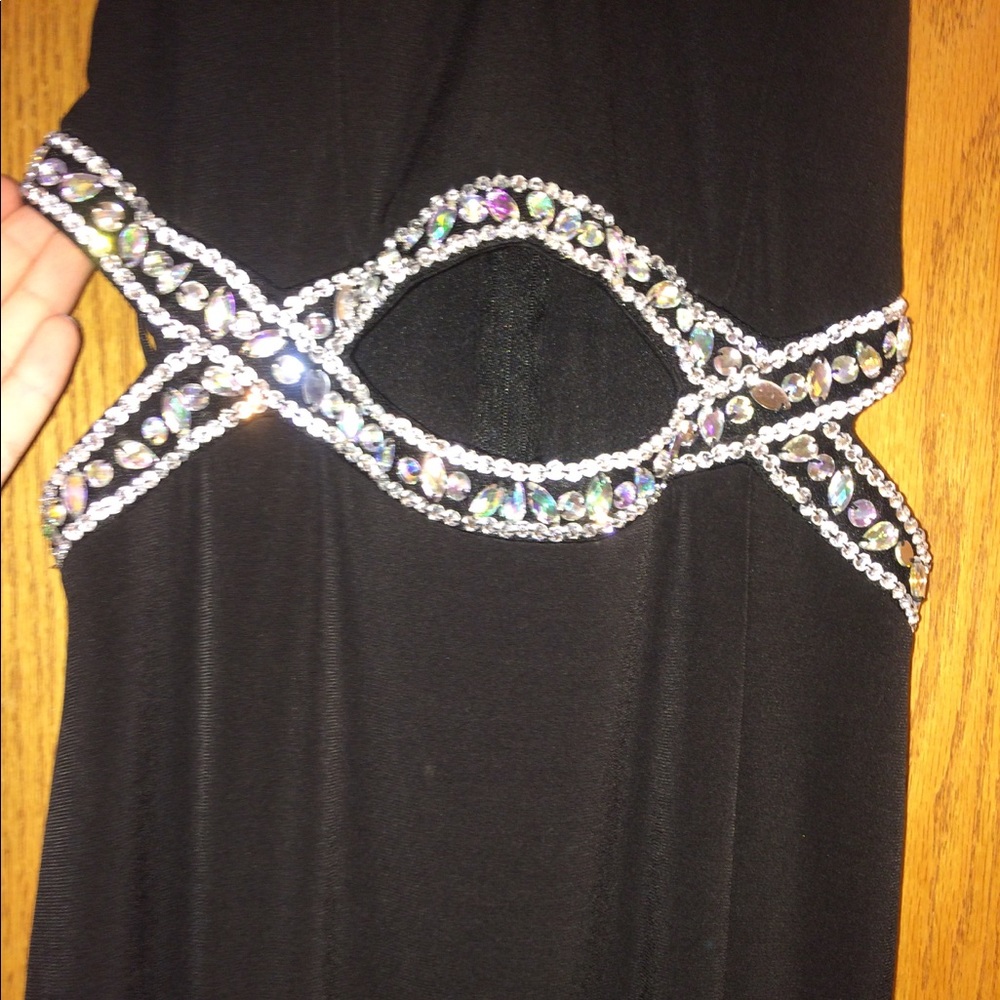 Prom dress- Size 7 - Picture 3 of 6